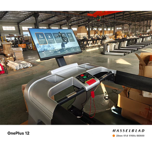 Cinta de correr motorizada para interiores comercial de China, cinta de correr inclinable de 3Hp <span class=keywords><strong>con</strong></span> proyección de pantalla para Android y iPhone - Product Image 5