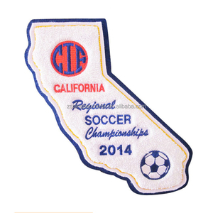 Toppe Ricamate Personalizzate per Abbigliamento Sportivo - Disegni di Calcio, Basket, Football, Forme Floreali e Alfabetiche, 3D in Ciniglia, Termoadesive/Cucibili - Product Image 2