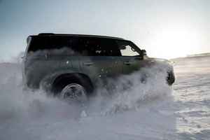 2025 <span class=keywords><strong>Rox</strong></span> 01 Hybrid Long Range 1362km polistones Hybrid ampio spazio a tutto tondo SUV con edizione inglese e arabica <span class=keywords><strong>Rox</strong></span> 01 - Product Image 5