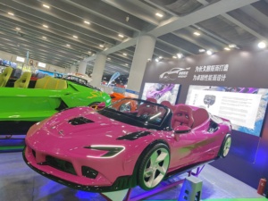 Lancha Anfibia Jumeirah con Motor Intraborda, Casco de ABS+Fibra de Carbono, Velocidad Máxima de 18 Nudos, Motor de 115-150hp, 4 Asientos, Garantía de 2 Años - Product Image 4