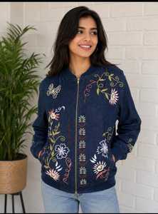 Chaqueta vaquera de mezclilla para mujer de primera calidad, informal, con botones al frente, mezcla de algodón, prenda exterior elegante para uso diario, disponible a precio de mayorista. - Product Image 5