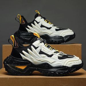 Chaussures de course décontractées pour hommes, noires, respirantes, souples, légères, à lacets, en maille, anti-odeur, intemporelles, rehaussantes et confortables - Product Image 3