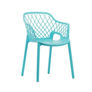 Vente directe d'usine de chaises de salle à manger nordique de luxe en plastique d'extérieur meubles de restaurant chaise de salle à manger moderne en plastique bon marché