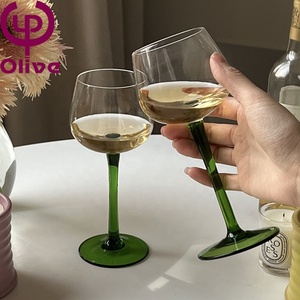 <span class=keywords><strong>Verre</strong></span> <span class=keywords><strong>à</strong></span> Champagne Vintage pour Dame, <span class=keywords><strong>Verre</strong></span> <span class=keywords><strong>à</strong></span> <span class=keywords><strong>Vin</strong></span> Rouge Doux Émeraude, Cadeau Vintage, <span class=keywords><strong>Verre</strong></span> en Cristal, Tige Verte Verte, Gobelet - Product Image 4