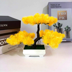 Bonsái Artificial de Pino de 26 cm, Decoración Mini de Plástico, Opciones de Color Verde, Amarillo, Rojo y Naranja, Tienda 9.9 Yuan - Product Image 2