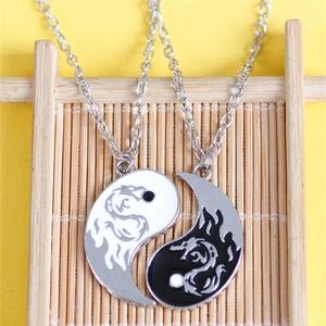 Collana con Ciondolo Tai Chi Yin Yang Drago, Regalo per Migliori Amici, Accessorio Moda in Lega per Uomo e Donna - Product Image 5