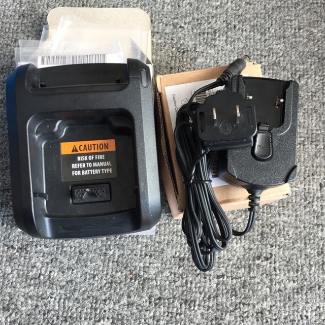 Charger for motorola Walkie Talkie MTP3150 MTP3250 MTP6550 MTP6750 ,radio Charger
