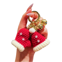 Décoration suspendue en peluche douce, petit cadeau, crochet en fil, pendentif de Noël, mignon dessin animé, mini gants, chapeau de Noël, forme 3D