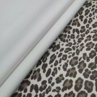 Tissu artificiel floqué personnalisé de 0,8 mm, matière synthétique, imprimé léopard, cuir PU pour sacs, cabas, chaussures