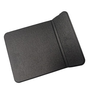 多機能折りたたみ式15W PUワイヤレスマウスパッド電話ホルダー折りたたみ式ロゴマウスパッドビジネス展示用ギフトストック - Product Image 6