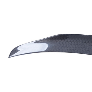 สปอยเลอร์หลังคาร์บอนไฟเบอร์ทรงรังผึ้งแบบ PSM สำหรับรถยนต์ C-Class W204 4 ประตู ปี 2007-2014 - Product Image 6