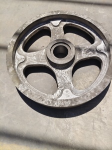 Volante de hierro SG mecanizado de precisión para equipos industriales Solución de fundición OEM - Product Image 6