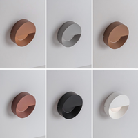 Applique murale à LED moderne en aluminium Ip54 étanche éclairage de jardin décor moderne extérieur applique murale ronde couleurs personnalisables