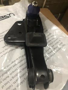 Bras de commande de voie de suspension inférieur avant OEM 54540-4F000 d'USEKA pour Hyundai 54540-4F000 avec le paquet d'USEKA - Product Image 4