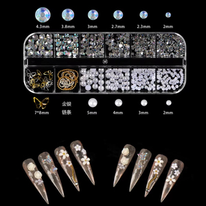 12 Grilles de Breloques pour Ongles en Résine Aurore, Papillons, Fleurs, Strass, Accessoires de Décoration pour Manucure et Nail Art - Product Image 6