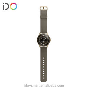 Smartwatch con bisel de zinc de diseño deportivo a la moda para mujer y hombre, pulsera de muñeca con pantalla TFT, rastreador de actividad a precio económico - Product Image 1