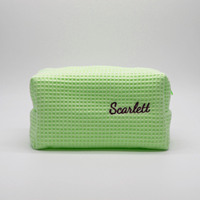Trousse de Toilette ou Maquillage Personnalisable en Coton Gaufré, Pochette de Voyage Douce avec Broderie sur Mesure