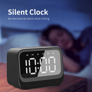 AFK nuevo modelo BT529 altavoz de diente azul tarjeta TF alarmas dobles 12 horas AM PM reloj de tiempo 1200mAh batería tipo C puerto de carga - Product Image 3