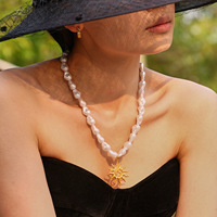 Collier tendance unisexe en acier inoxydable PVD doré avec chaîne à maillons, breloques étoile de mer, marguerite, soleil, cœur, coquillages et perles – Nouvelle collection été, vente flash