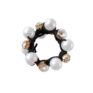 Accessoires de mode capillaires populaires européens et américains pour femmes : élastiques à cheveux en perles, élastiques à chignon, élastiques à cheveux en strass. - Product Image 4