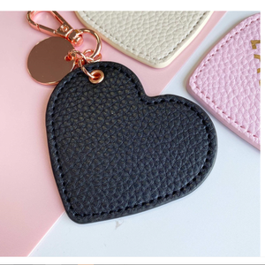 Llavero de Cuero con Forma de Corazón, Moderno, para Coche, Hogar, Bolso, Colgante, Regalo - Product Image 3