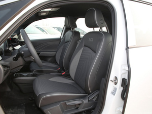 Véhicules d'occasion en promotion : Volkswagen ID.3 SUV, autonomie 450 km, véhicule électrique 5 portes 5 places - Product Image 6