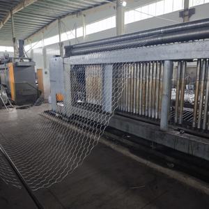 Bon prix Fabricant direct Boîte de gabions de calibre 8 (4mm) Galfan Enduit 60x80mm Clôture hexagonale en fil métallique Produits de terrassement - Product Image 4