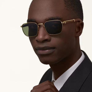 Lunettes de soleil rétro à monture métallique pour hommes, carrées, protection UV400, pour la conduite, couleur rouge, verres PC - Product Image 3