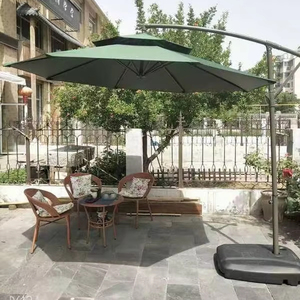 Parasol de terrasse moderne pliable et étanche de 300 cm avec panneau solaire et lumières LED intégrées, idéal pour hôtels, parcs et mobilier extérieur - Product Image 5