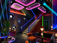 Conception d'intérieur clé en main pour boîte de nuit cyberpunk avec mobilier de bar personnalisé, comptoirs LED, cabines VIP et aménagement commercial