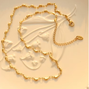 <span class=keywords><strong>Collier</strong></span> Minimaliste Chic Plaqué Or 18K avec Pendentif <span class=keywords><strong>Dauphin</strong></span> Scintillant – Nouveauté Bijoux pour Femme en Gros - Product Image 3