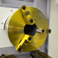 Torno CNC de Cama Plana CK6140 de Alta Resistencia para Uso en Talleres de Procesamiento de Piezas Metálicas de Alta Precisión