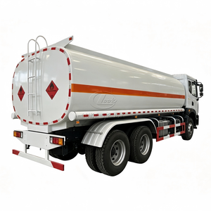 Camión Cisterna de Combustible y Lubricante en Venta, 20000L-35000L, Camión Cisterna de Gasolina Sinotruk en Venta para Transporte de Diésel, Gasolina y Queroseno - Product Image 1