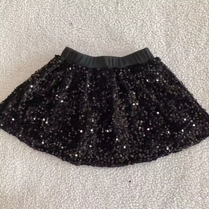 Falda Tutú Roja con Lentejuelas por Encima de la Rodilla, Cintura Elástica, Transpirable y Ecológica para Niñas Pequeñas, Venta al Por Mayor - Product Image 3