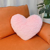 Amity personalizado en forma de corazón lindo Faux Rabbit Fur Room cojín decorativo corazón cojín de felpa para sofá cama chico niñas