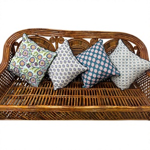 Housse de coussin bohème en coton imprimé à la main, motif floral de luxe, antistatique et lavable, avec passepoil, prix de gros disponible - Product Image 5