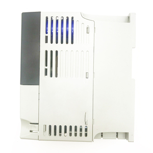 Variador de Frecuencia CA Original de 0.75KW 22A-D2P3N104 - Product Image 1