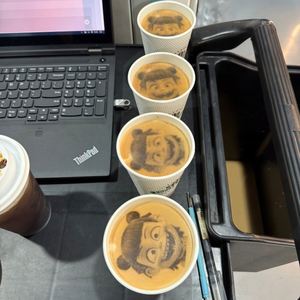 เครื่องชงกาแฟสดแบบอัตโนมัติเต็มรูปแบบ รุ่นแขนกลอัจฉริยะ สำหรับทำลาเต้อาร์ต พร้อมบริการตนเอง - Product Image 4
