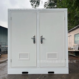 Baño Portátil de Panel Sándwich, Diseño Rústico, para Uso en Parques, Baño Exterior Resistente - Product Image 4