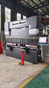 यूरोपीय नई डिजाइन DELEM DA69T SPB-175T3200 शीट धातु तह मशीन 8 + 1 अक्ष - Product Image 6