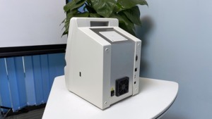 Analyseur biochimique automatique d'analyseur vétérinaire de chimie sèche portatif de MNCHIP V5 avec le disque de réactif - Product Image 5