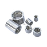 Anneaux d'accouplement de soudage à douille en acier inoxydable à bas prix d'usine Npt Bsp Din Manchons filetés Sch80 1"