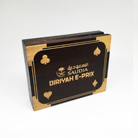 Porte-cartes personnalisé en plastique, double boîte avec designs personnalisés pour cartes à jouer