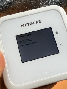 Router Móvil 5G WiFi 6 para Exteriores MR6110-111AUS-Nighthawk M6 Usado y Desbloqueado con 2 Antenas Externas - Nueva Generación - Product Image 5