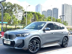 BMW IX1 XDrive30L 2023 Usata, Pacchetto <span class=keywords><strong>M</strong></span> Sport, Automatica, SUV Elettrico 5 Posti - Product Image 1