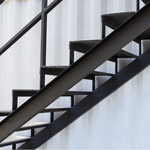 공장 직접 판매 스테인레스 스틸 계단 난간 아연 도금 크기 맞춤형 간단한 스틸 난간 디자인 - Product Image 5