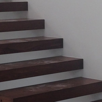 Escalier flottant cantilever haut de gamme pour intérieur, marches en bois massif naturel, escalier suspendu pour villa de luxe