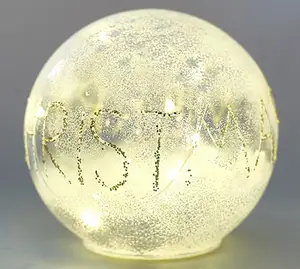 Dia12cm 15cm LED זכוכית מנופחת חג המולד כדור צבוע עם אדום ציפור אצטרובל עבור עיצוב הבית