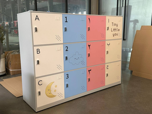 ตู้เก็บของเหล็กแบบกำหนดเองจากโรงงาน 12 ประตู สำหรับใส่กระเป๋านักเรียน ตู้ล็อกเกอร์โลหะสำหรับโรงเรียน ตู้โลหะสำนักงาน ครึ่งสูง สำหรับโฮมออฟฟิศ - Product Image 4