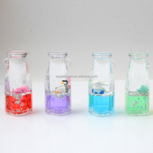 Llavero de moda con diseño de taza de té de burbujas Boba, llavero lindo personalizado con líquido de té de burbujas, regalo promocional - Product Image 6